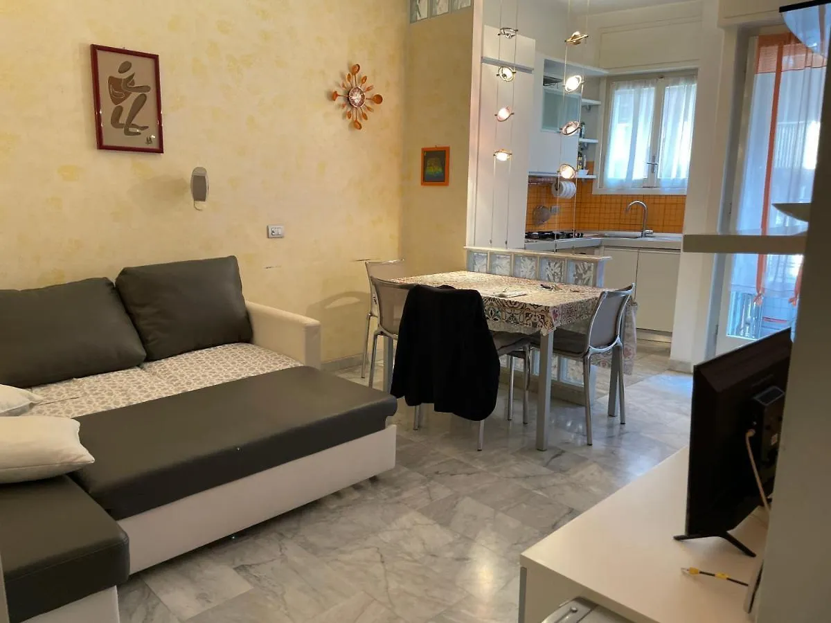 Bed & Breakfast Impeccable Bnb In Milan Next To M1 Metro 10 Mins Away From Duomo Wi-Fi Feel Like Home Italy
